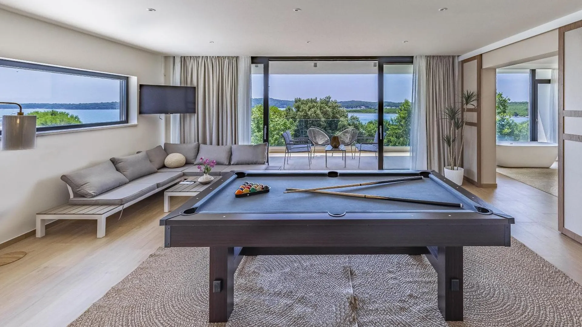 Brand New Design Villa With Sea View بومير 0*,  كرواتيا